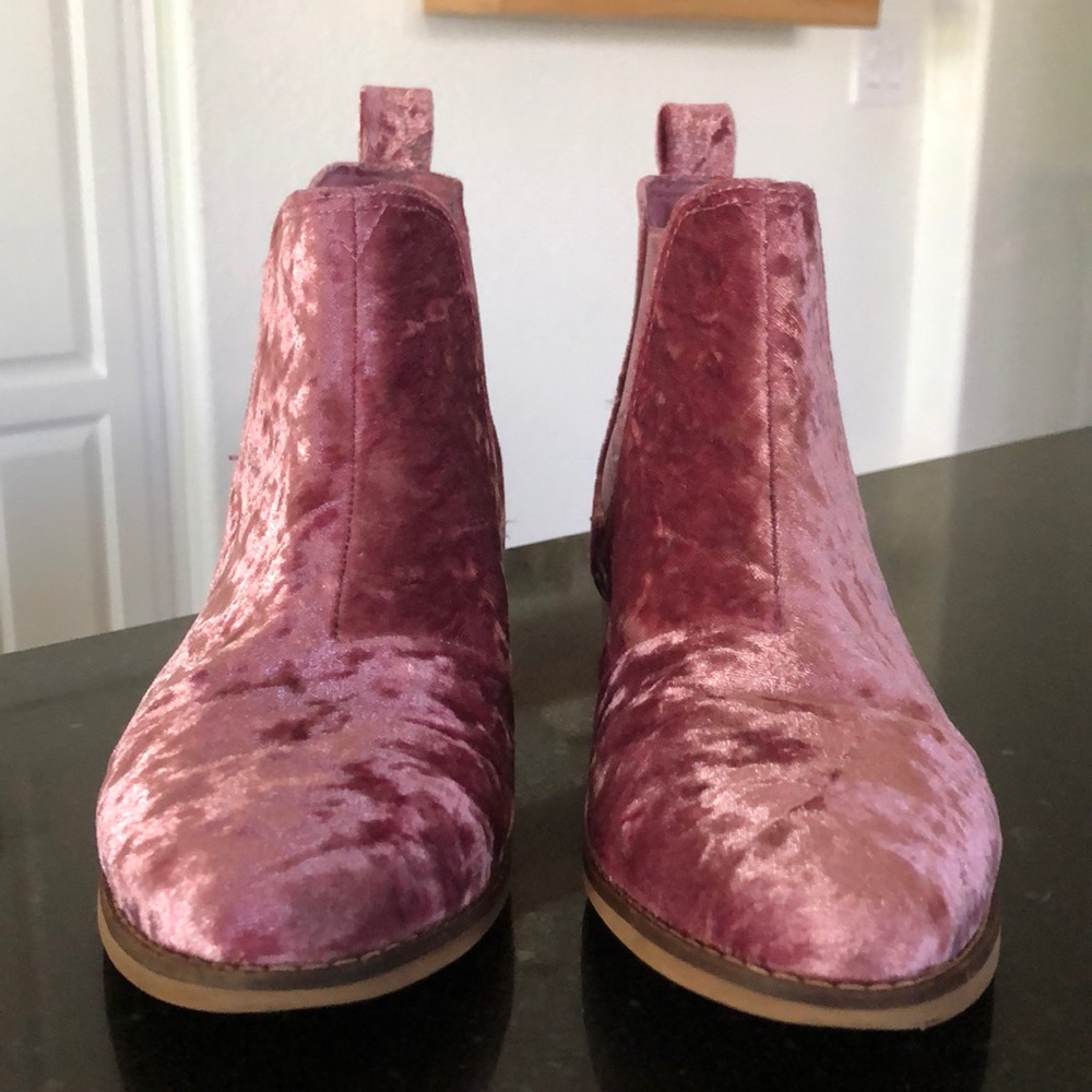 Toms Pink Velvet Chelsea Ankle Boots - Picture 7 of 7